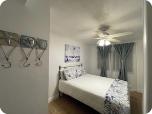Room - Kayaks, Bikes, Beach, Pennekamp 1 mile, walk to restaurants & shops (Key Largo)