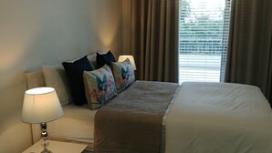 Room - Uniquestay Mayfair Luxury Apartment (Cape Town)
