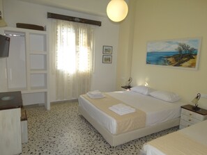 Room - Anassa Studios (Naxos)