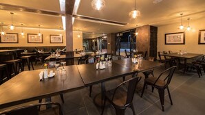 Dining - Kitante Apartments (Kampala)