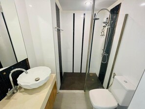 Unclassified image, 4 of 55, button - Amazon Residence Condo by Mainot (Pattaya)