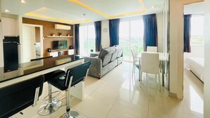 Unclassified image, 4 of 55, button - Amazon Residence Condo by Mainot (Pattaya)