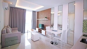 Unclassified image, 3 of 55, button - Amazon Residence Condo by Mainot (Pattaya)