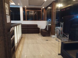 Unclassified image, 3 of 33, button - Hotel Parkway Inn (Chennai)