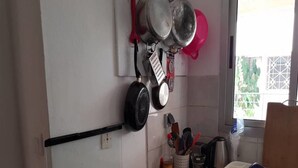 Unclassified image, 3 of 15, button - Residence Fatny (Abidjan)