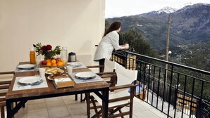 Unclassified image, 3 of 63, button - Villa Lakki The View (Platanias)