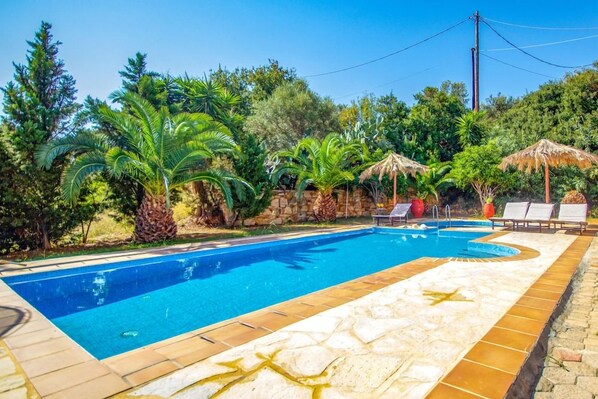 Unclassified image, 1 of 56, button - Villa Seli (Platanias)