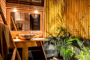 Bathroom - Anahata - Tropical Private Villas (Gili Air)