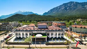 Exterior - Dedeman Kemer Resort (Kemer)