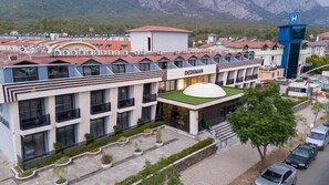 Exterior - Dedeman Kemer Resort (Kemer)