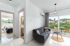 Living area - L&C Boutique Apartments (Rhodes)