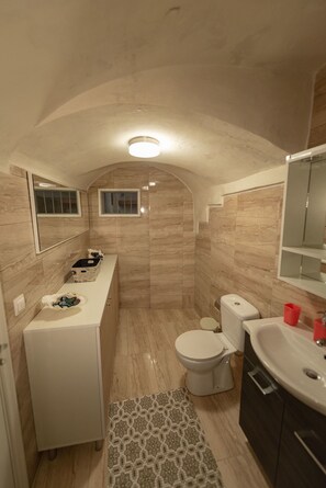 Bathroom - Galini House OId Town (Rhodes)