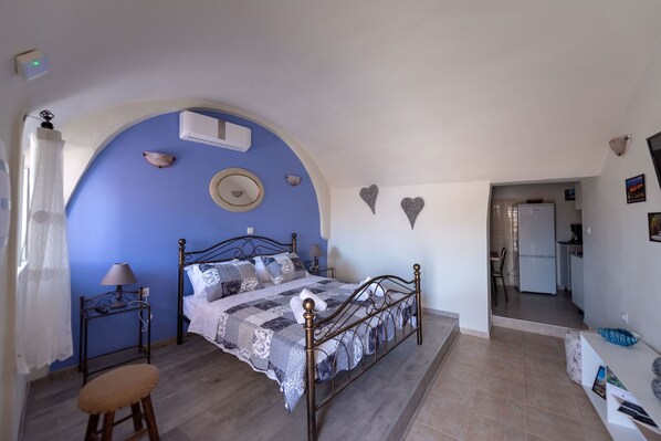 Room - Galini House OId Town (Rhodes)