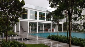 Pool - Cyberjaya Cybersquare (Cyberjaya)