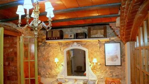 Unclassified image, 5 of 60, button - Sitges Royal Rooms (Sitges)