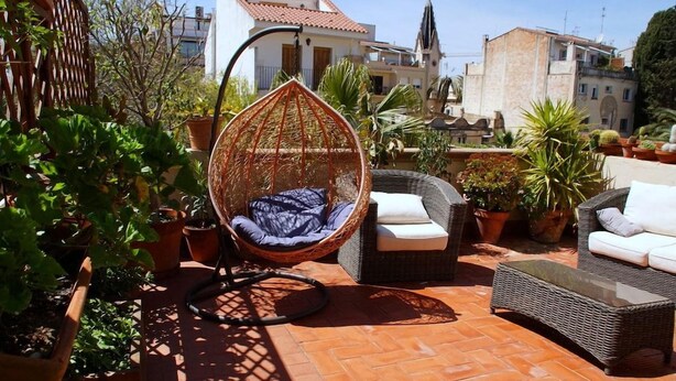 Unclassified image, 1 of 60, button - Sitges Royal Rooms (Sitges)