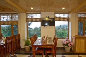 Dining - Kalista Residency (Manali)