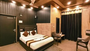 Room - Hotel Pardesi (Haridwar)