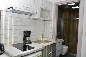 Private kitchen - Su Residence Apart Hotel (Izmir)