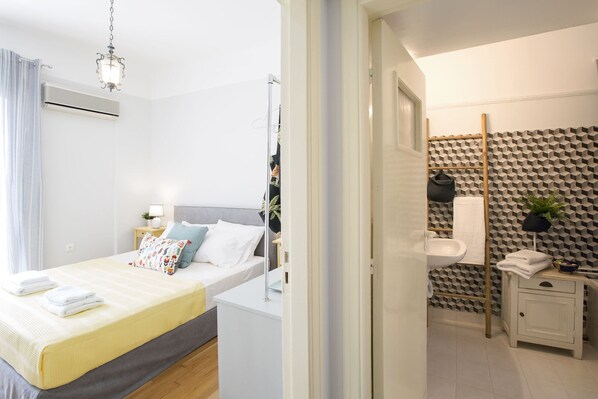 Room - Attractive Flat Near Acropolis Museum (Athens)