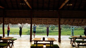 Outdoor dining - Amuna Ayurvedic Retreat (Sigiriya)