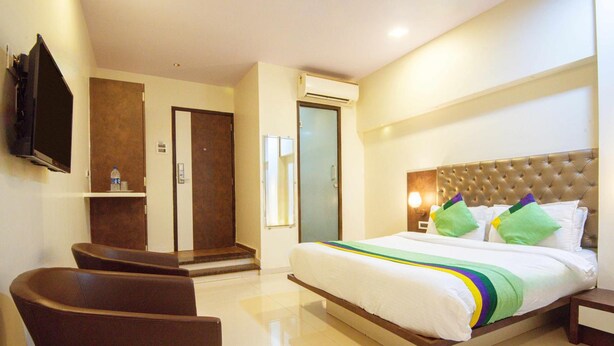 Ảnh chưa phân loại, 1 trong số 36 ảnh, nút