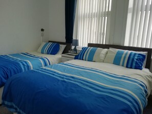 Unclassified image, 5 of 37, button - Trianon Guest House (Blackpool)