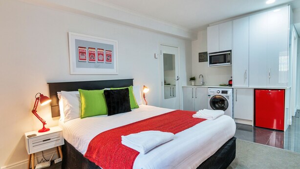 Room - Chic and Central Studios by the Skytower (Auckland)