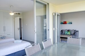 Room - 14 Kyalanga (uMhlanga)