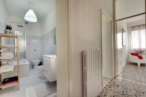 Bathroom - Ca Degli Artisti (Venice)
