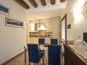 Dining - Romantic Lagoon (Venice)