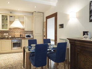Dining - Romantic Lagoon (Venice)