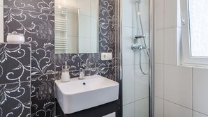 Bathroom - Elite Apartments Sopot City Center (Sopot)