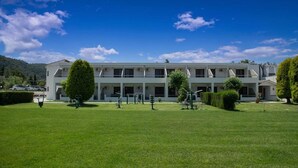 Exterior - Rema (Sithonia)
