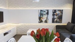 Living area - Apartament Moniuszki By Your Freedom (Warsaw)