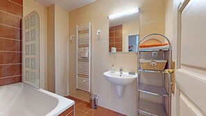 Bathroom - Central Apartmany Biela Street (Bratislava)