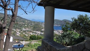 Property grounds - Lodge Maracuja (Lipari)