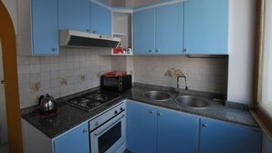 Unclassified image, 3 of 7, button - Oasi Beach (Lipari)