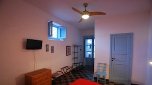 Unclassified image, 4 of 7, button - Cannella Studio (Lipari)