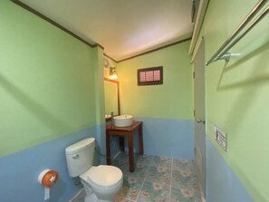 Bathroom - Goodview Resort & Camping (Sai Yok)