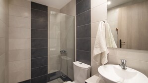 Bathroom - Nafsika Villas (Samos)