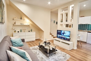 Unclassified image, 4 of 36, button - Mmm Boutique Apartment (Budapest)