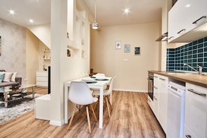 Unclassified image, 3 of 36, button - Mmm Boutique Apartment (Budapest)