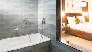 Bathroom - Treebo JP Cottage (Mahabaleshwar)