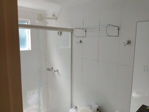 Bathroom - Apartment Lacqua Di Roma I - JC Temporada (Caldas Novas)