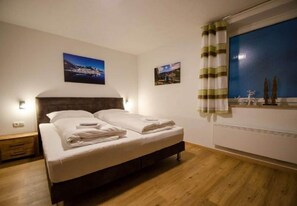 Unclassified image, 2 of 11, button - Apartment The Good View I (Zell am See)