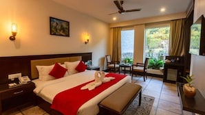 Room - Shaantam Resorts (Yamkeshwar)