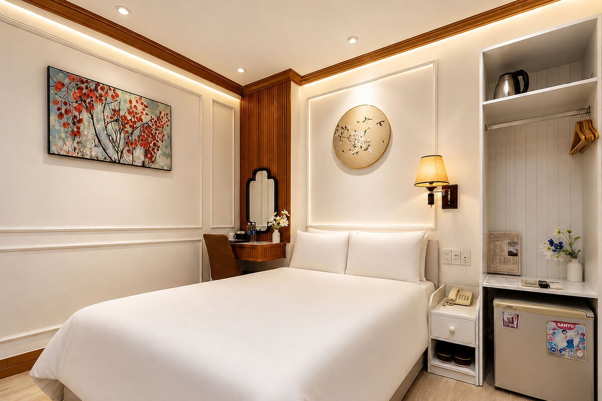 Quarto casal standard | Escrivaninha, Wi-Fi de cortesia