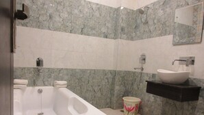 Bathroom - Hotel Riya Palace (Agra)