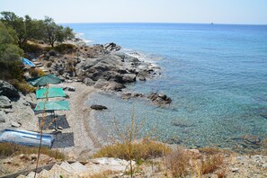 Unclassified image, 2 of 96, button - Agnadi Syros Studios & Rooms (Syros)